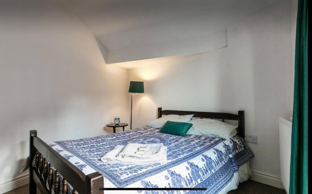 Centre, Brilliant Light Apartment Belfast